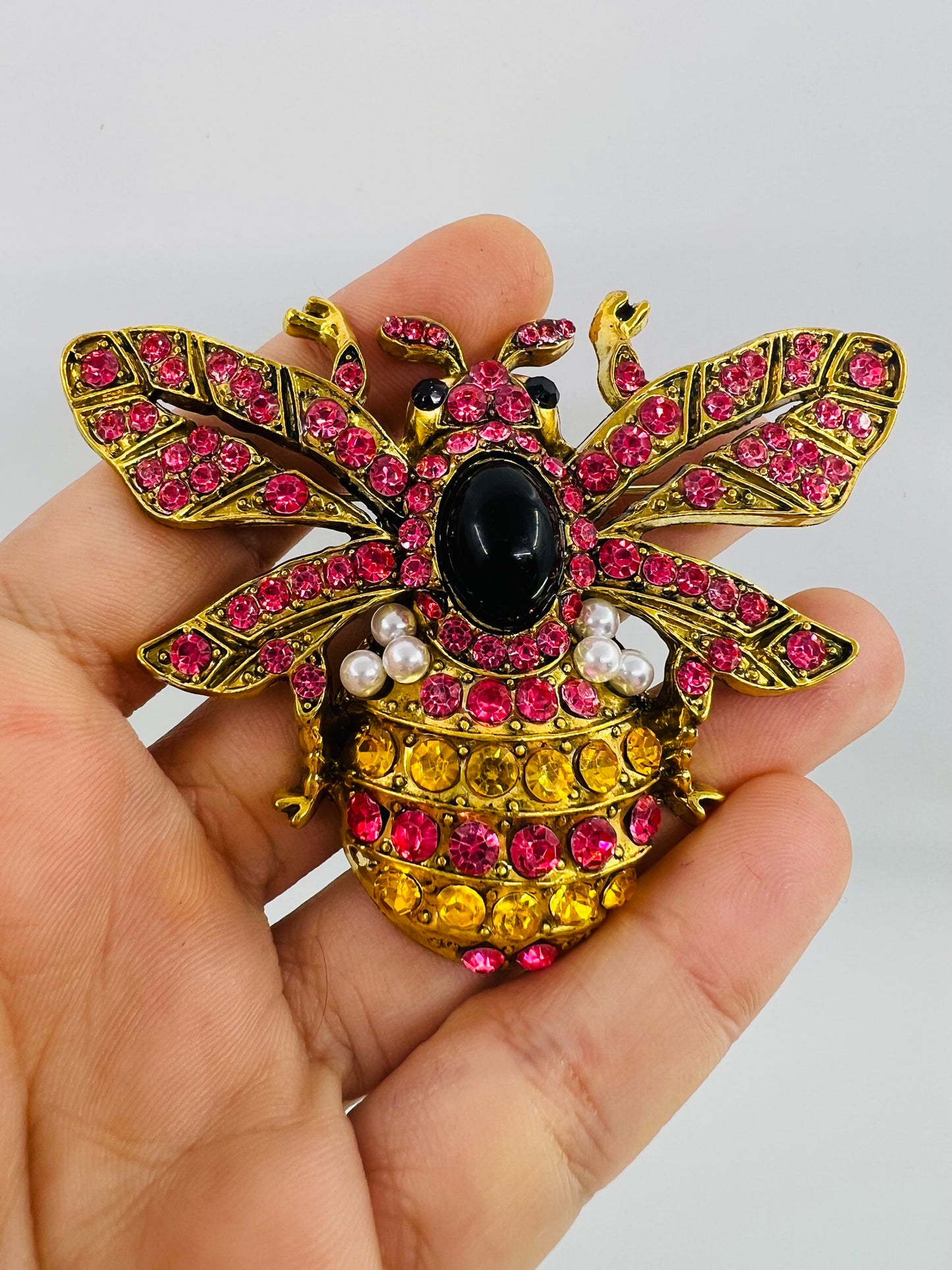 Giant bee brooch