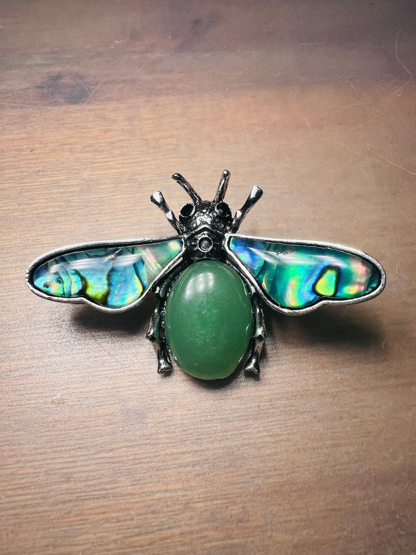 Bee Brooch - Paua