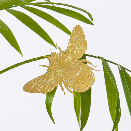 Bumblebee decoration for potted plants