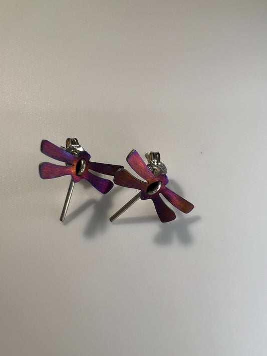 Titanium dragonfly studs