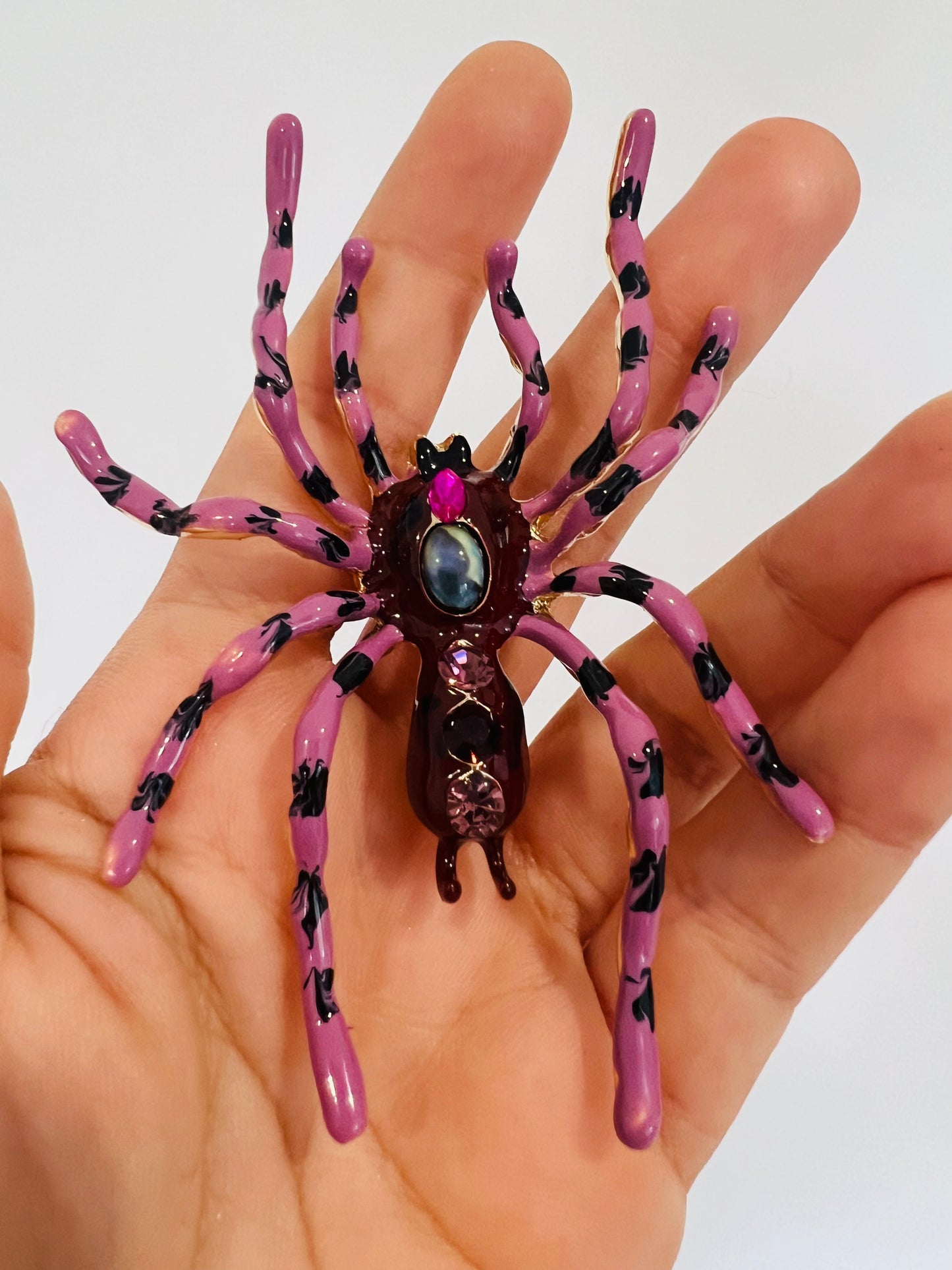Tarantula brooch