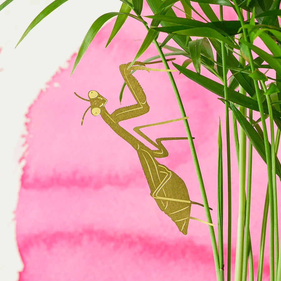 Praying mantis decoration for potted plants