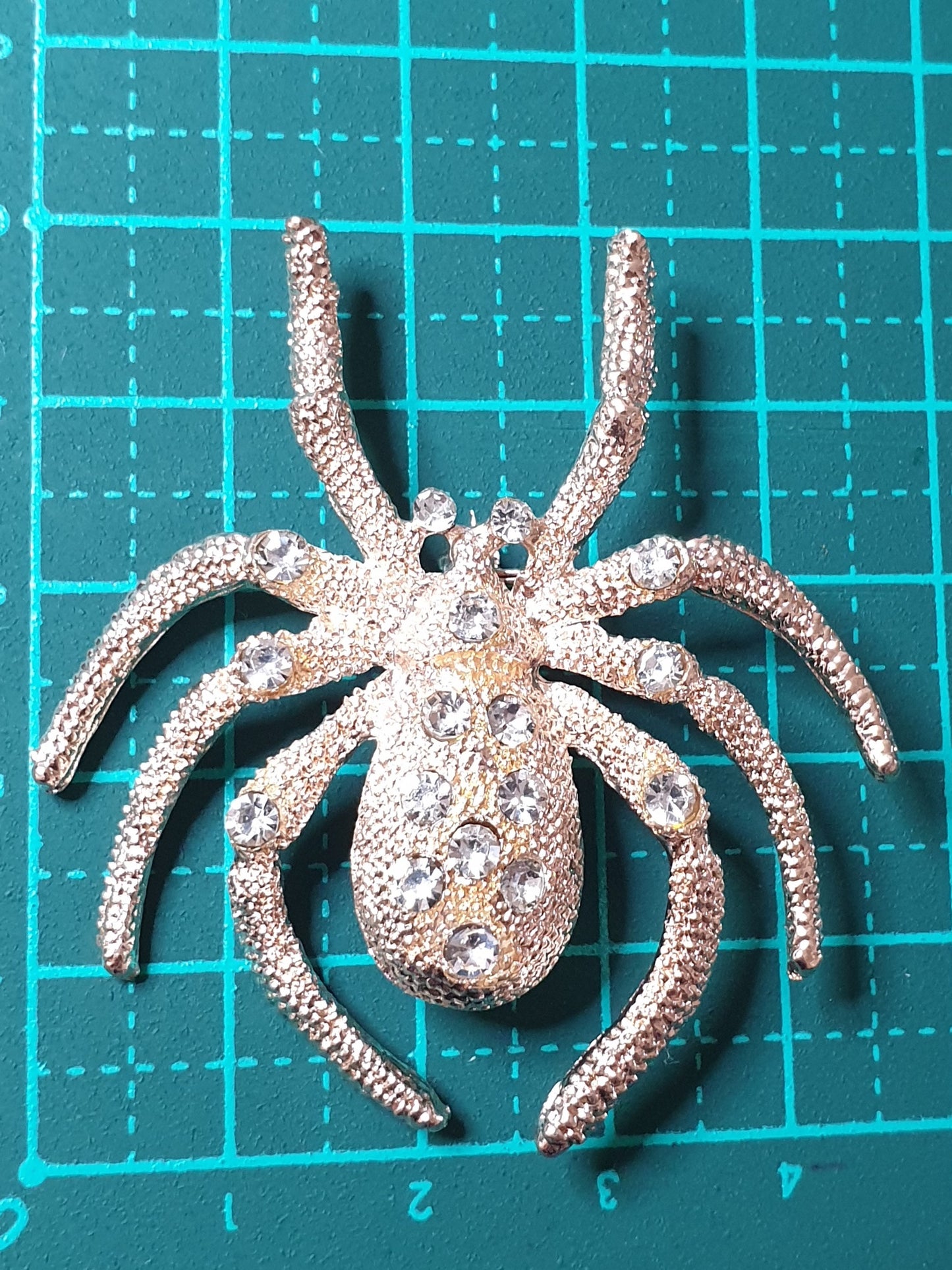 Spider Brooch - Golden