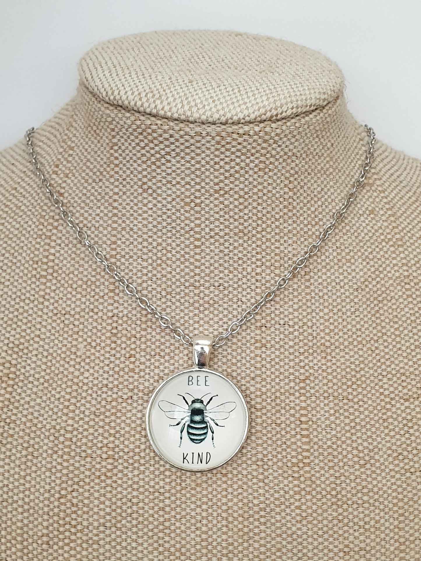 Bee Kind Necklace - Silver