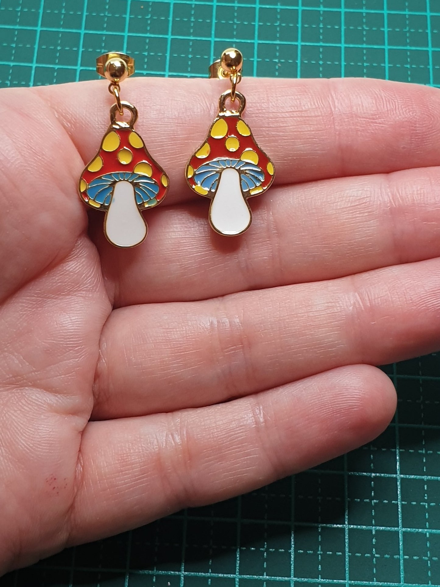 Amanita cartoon golden stud earrings