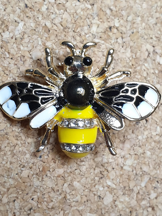 Bee Brooch - Black&White Wings