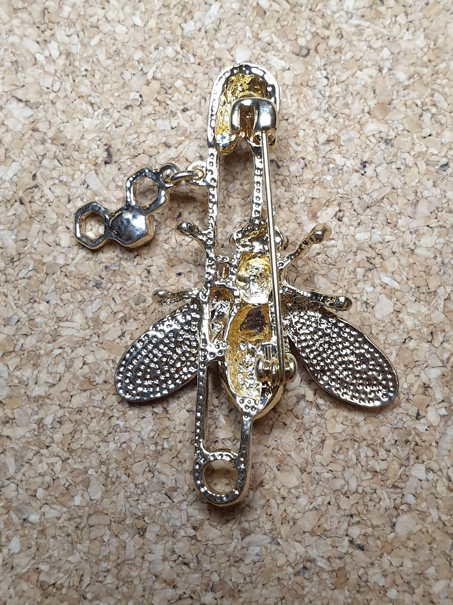 Bee on Pin Brooch - Red