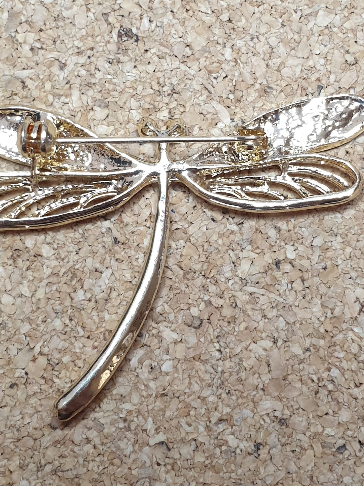 Dragonfly Brooch - Golden