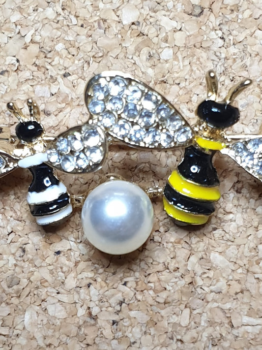 Bee Couple Brooch