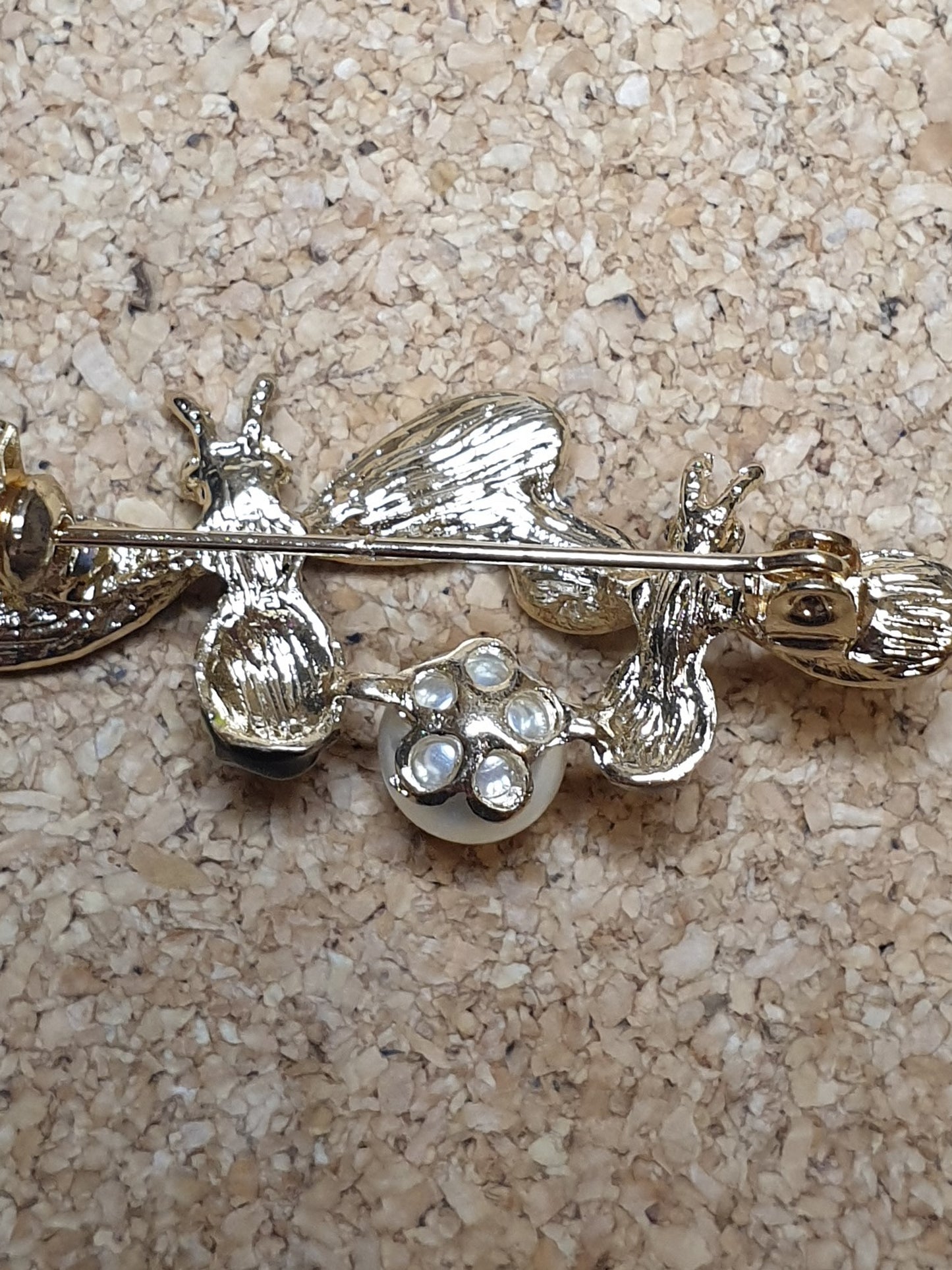 Bee Couple Brooch