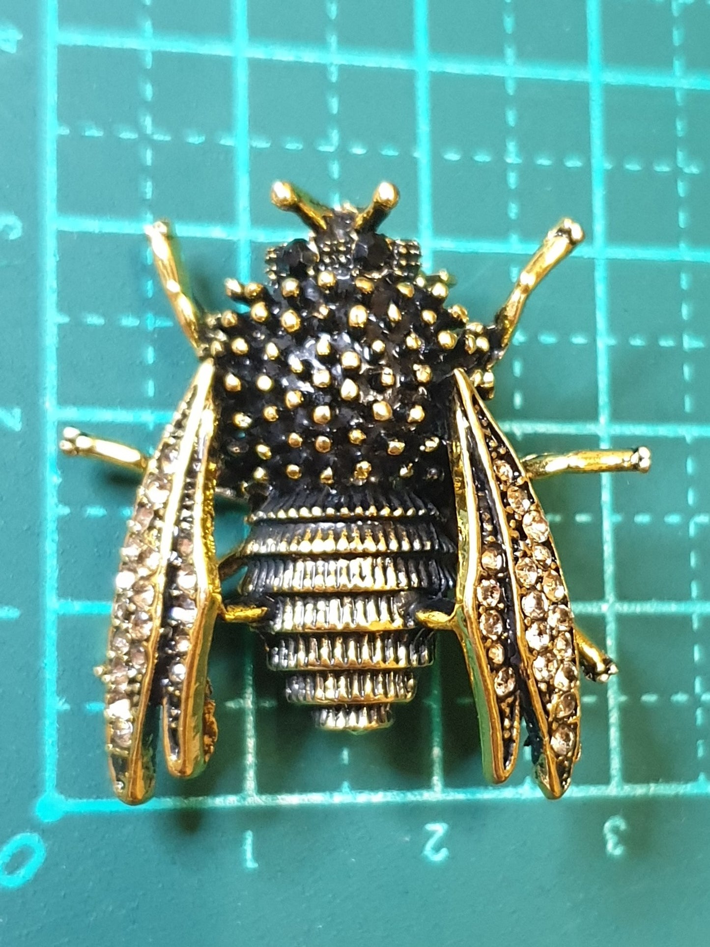 Bee Brooch - Uptown