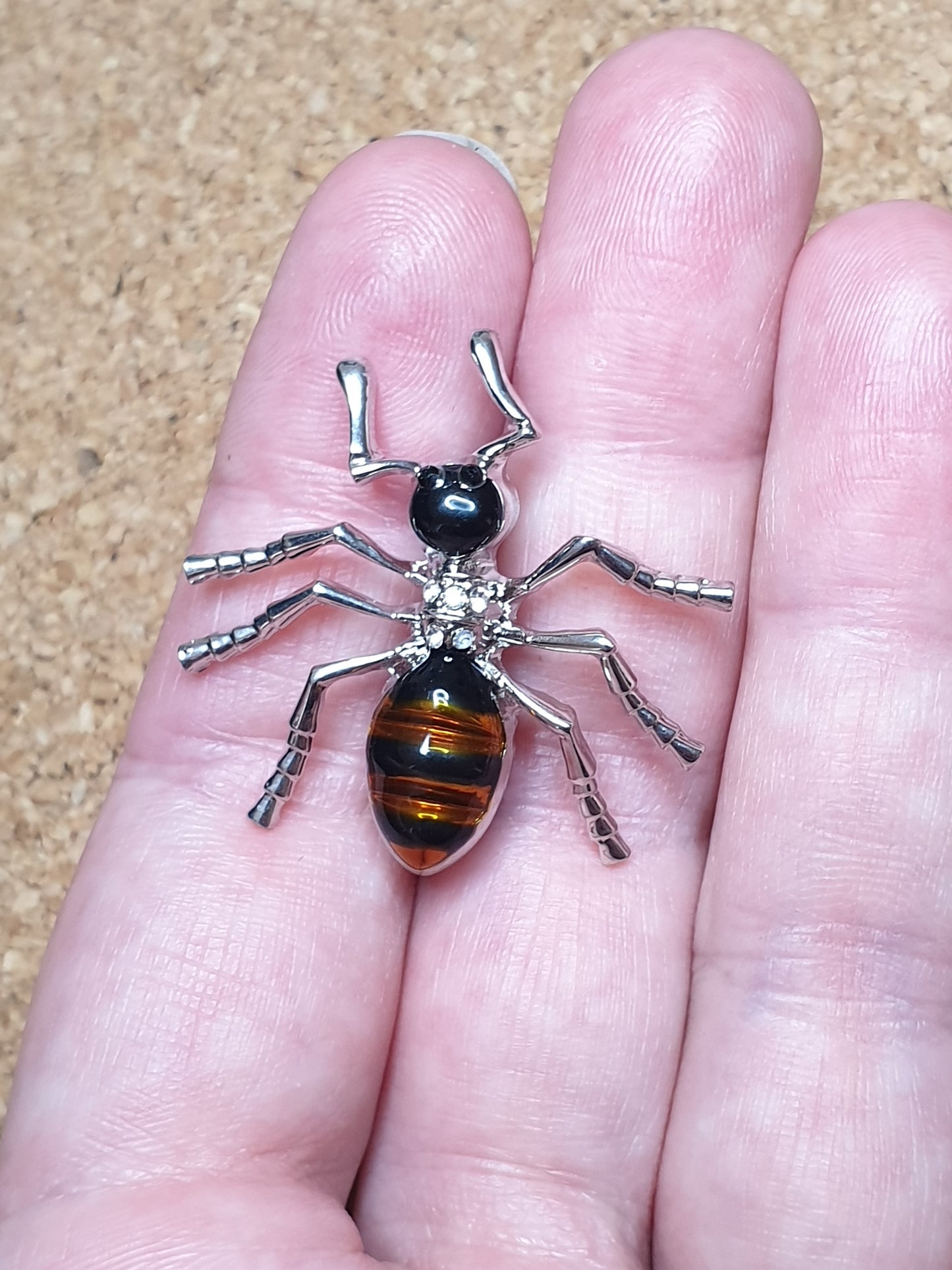 Ant Brooch - Silver