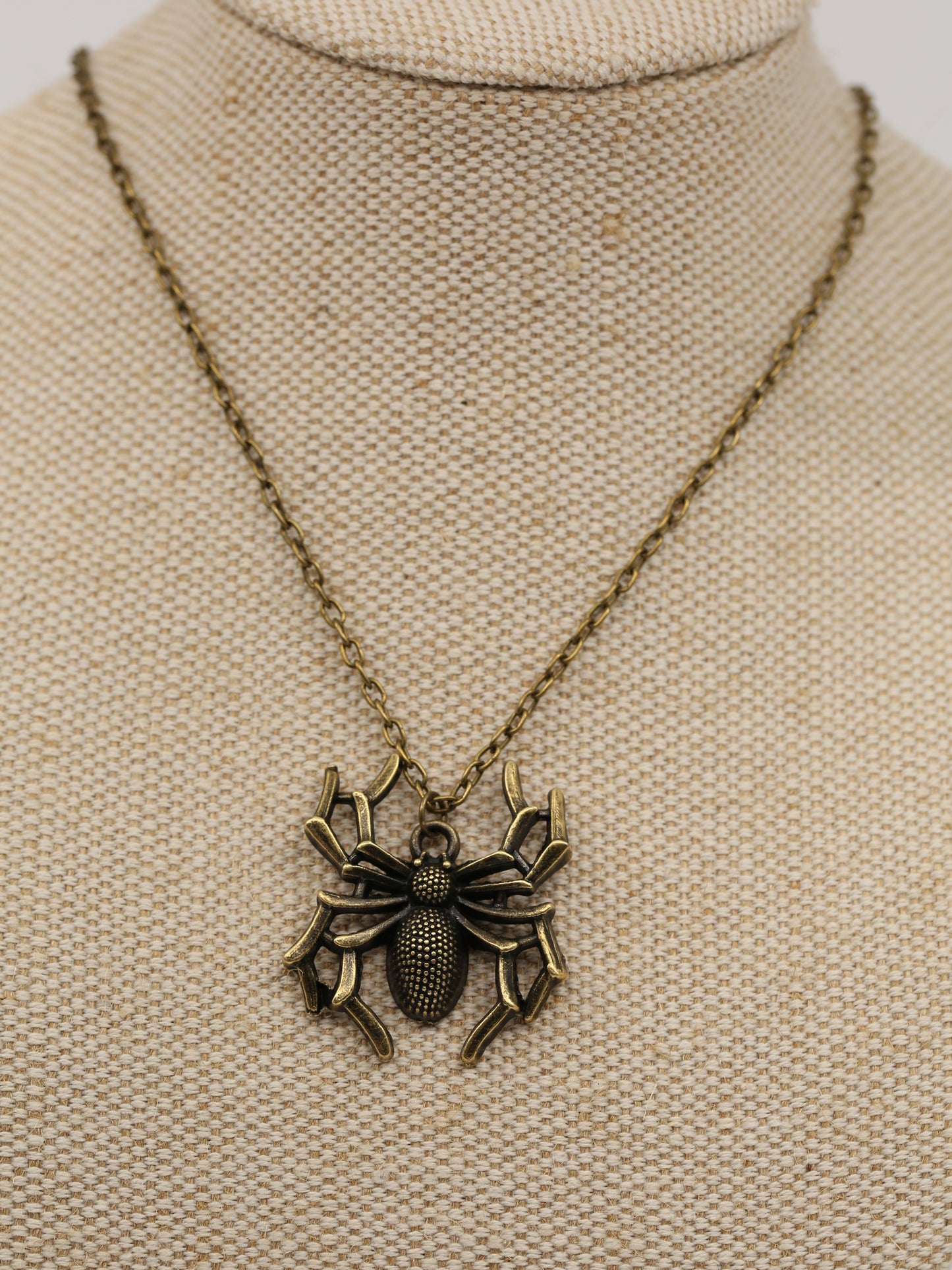 Spider bronze necklace