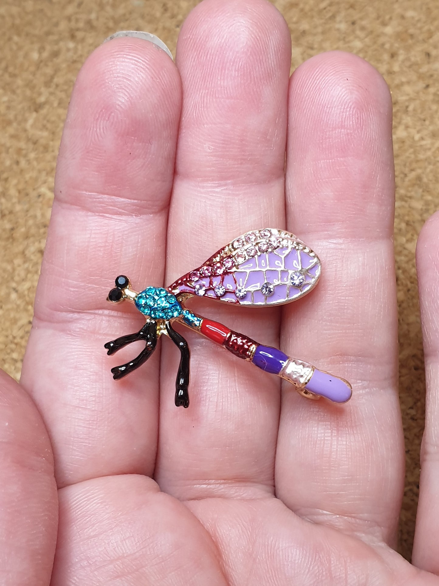 Dragonfly Brooch - Side, Purple