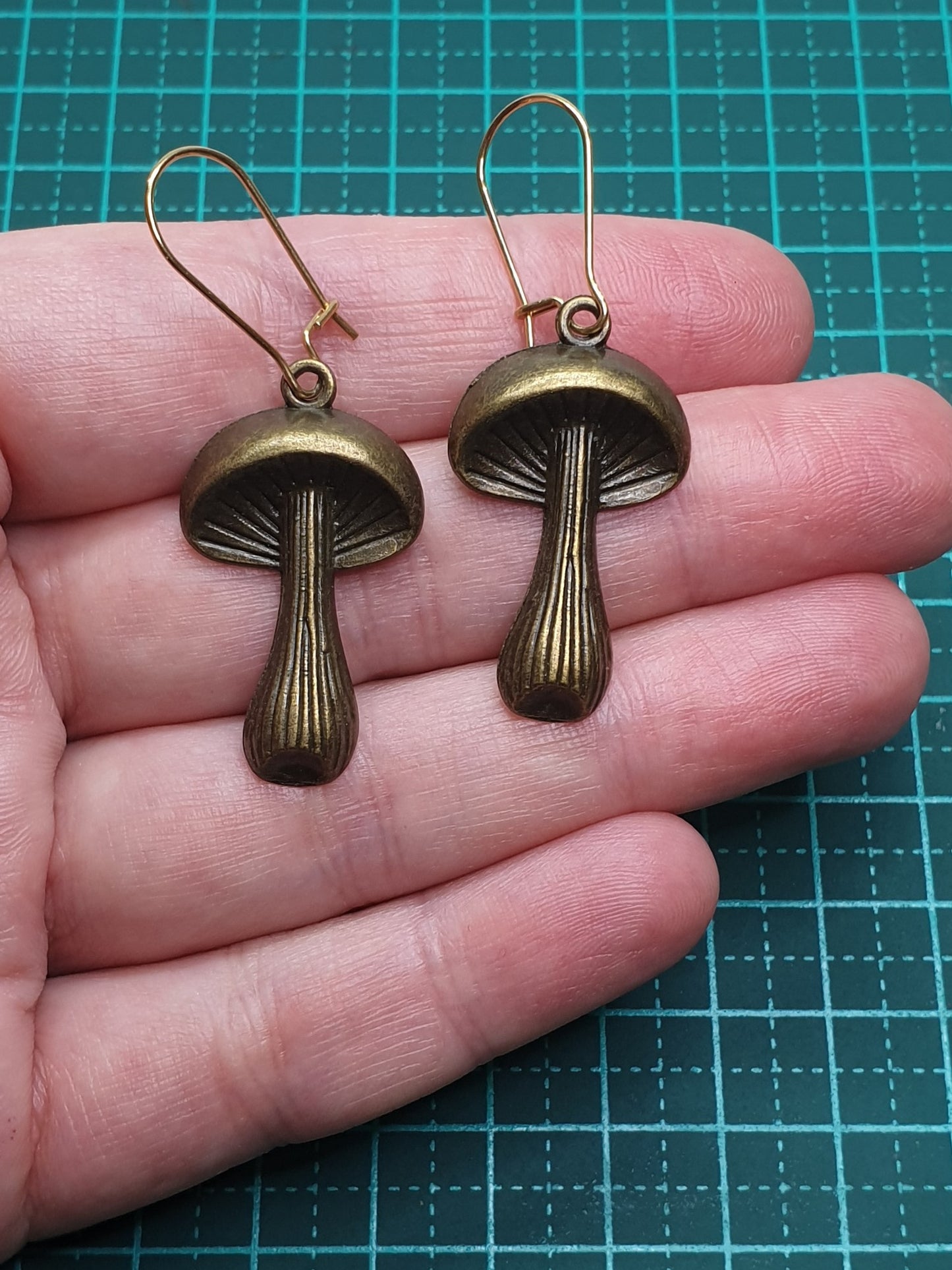 Bronze gilled mushrooms earrings