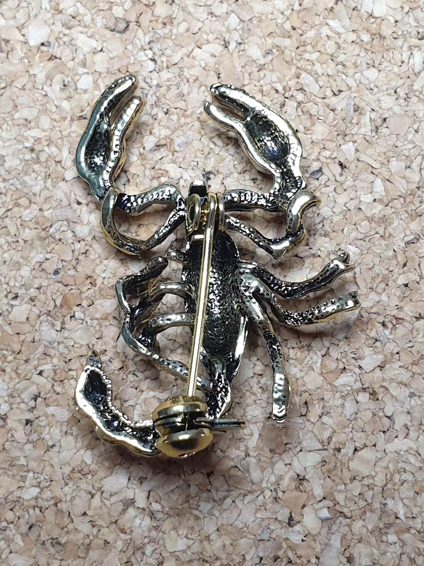 Scorpion Brooch - Golden Small