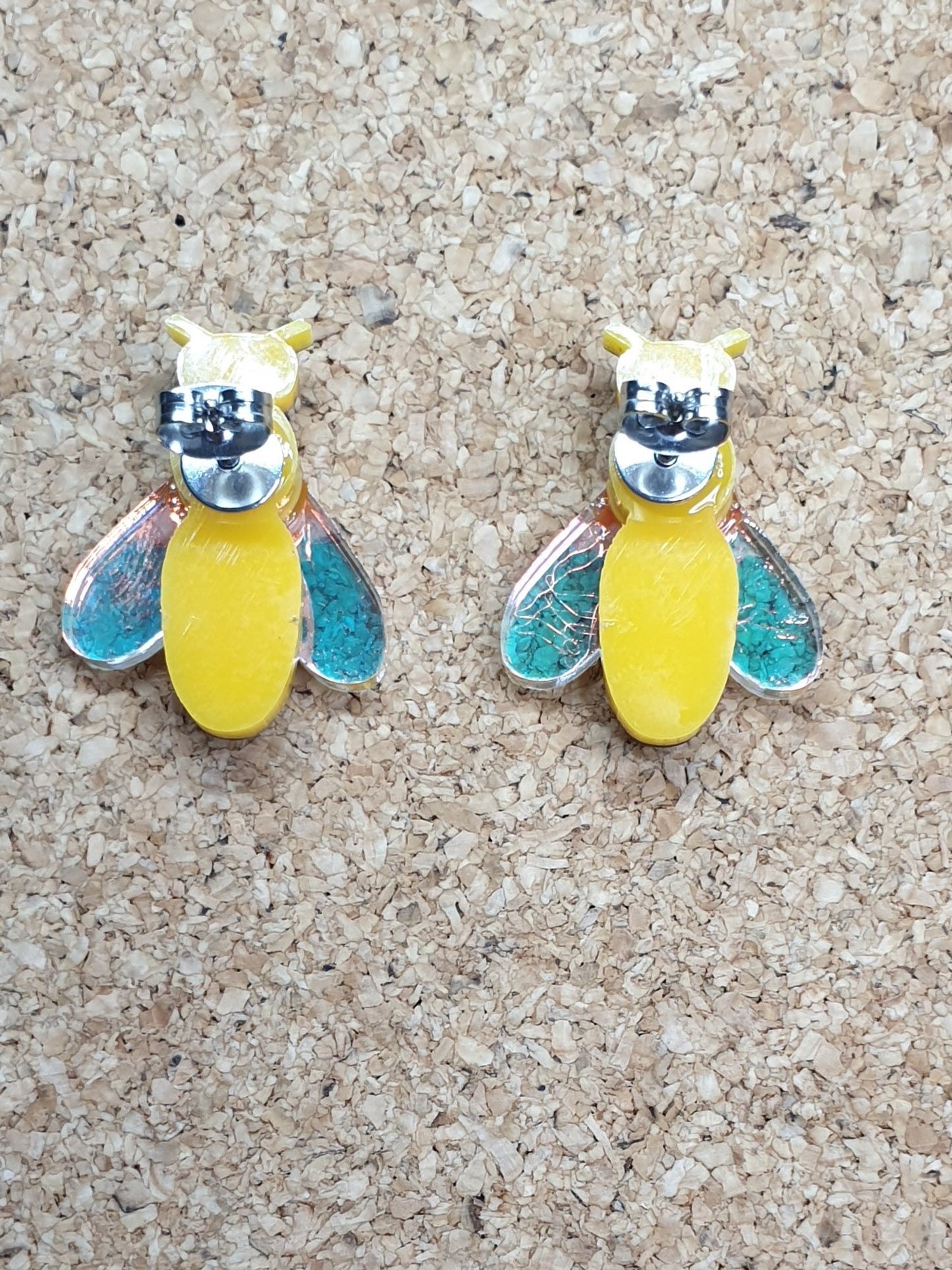 Bee stud acrylic earrings