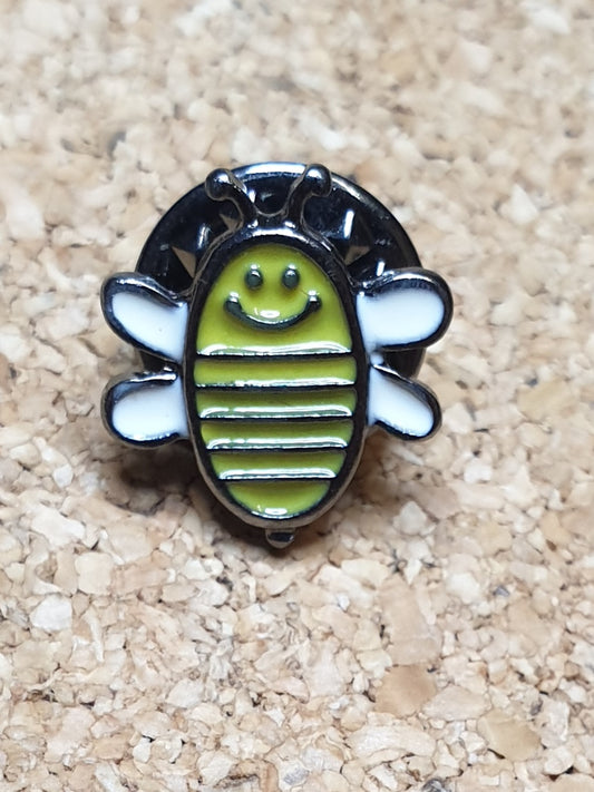 Bee Pin - Cartoon Tiny Open Wings