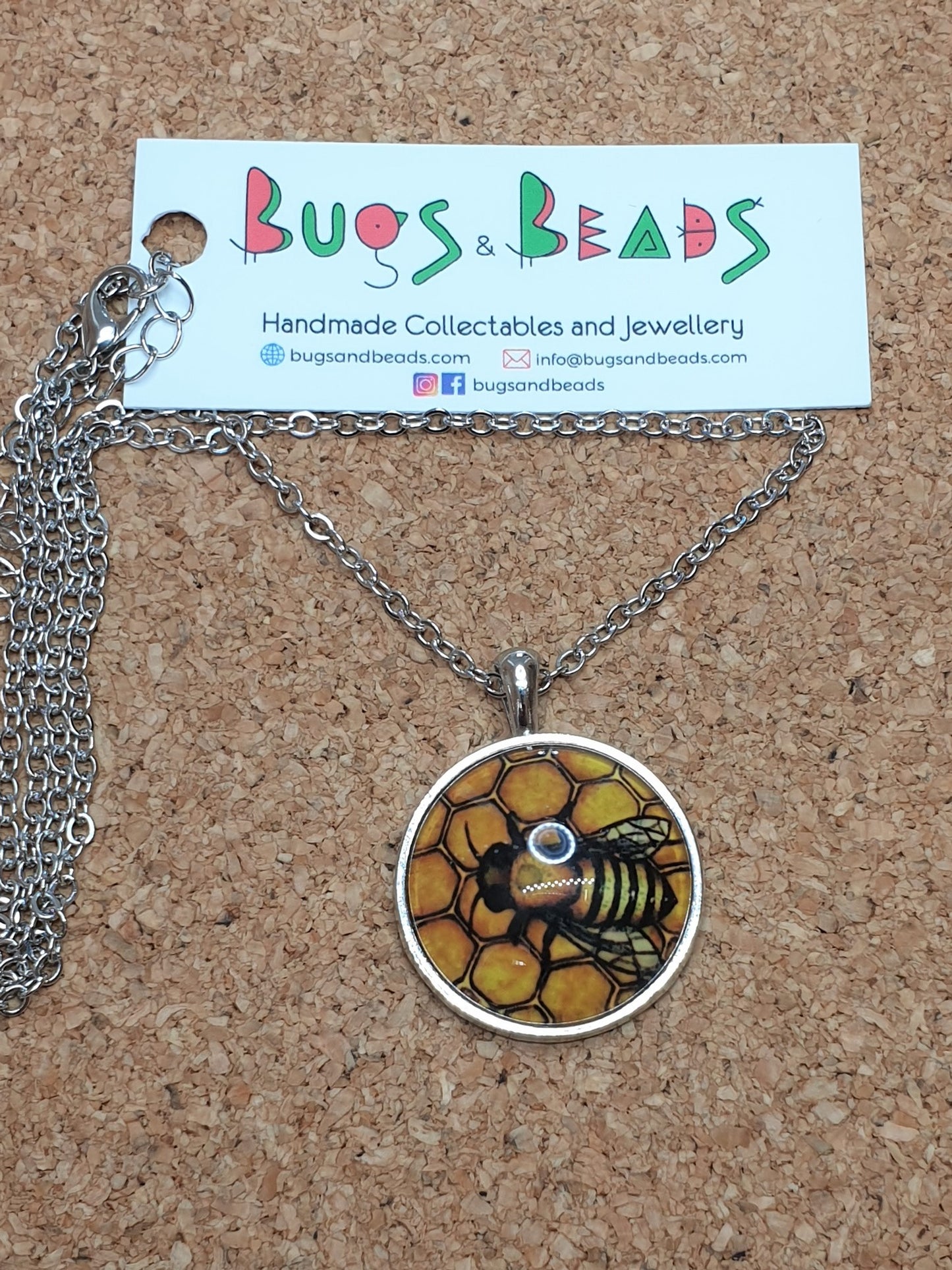Bee Drawing Necklace - Silver