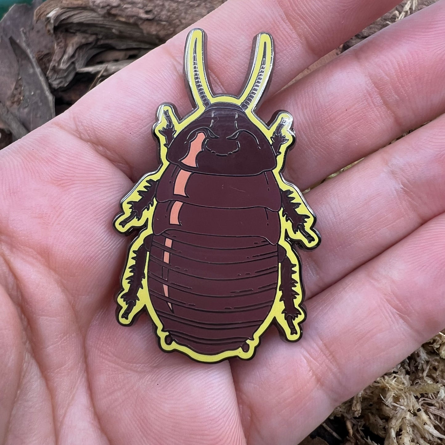 Giant Borrowing Cockroach Pin