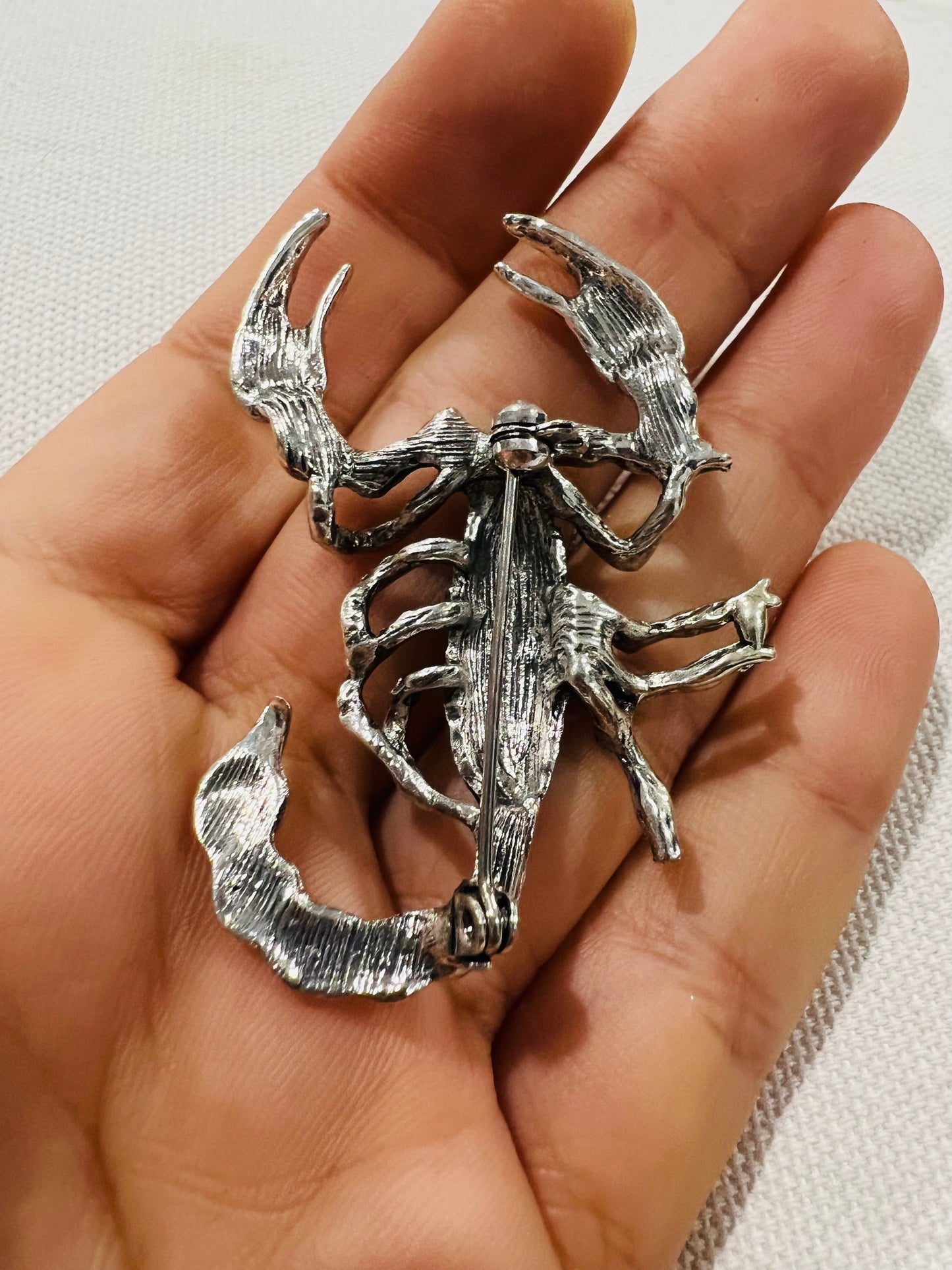 Scorpion Brooch - Silver Dark Green