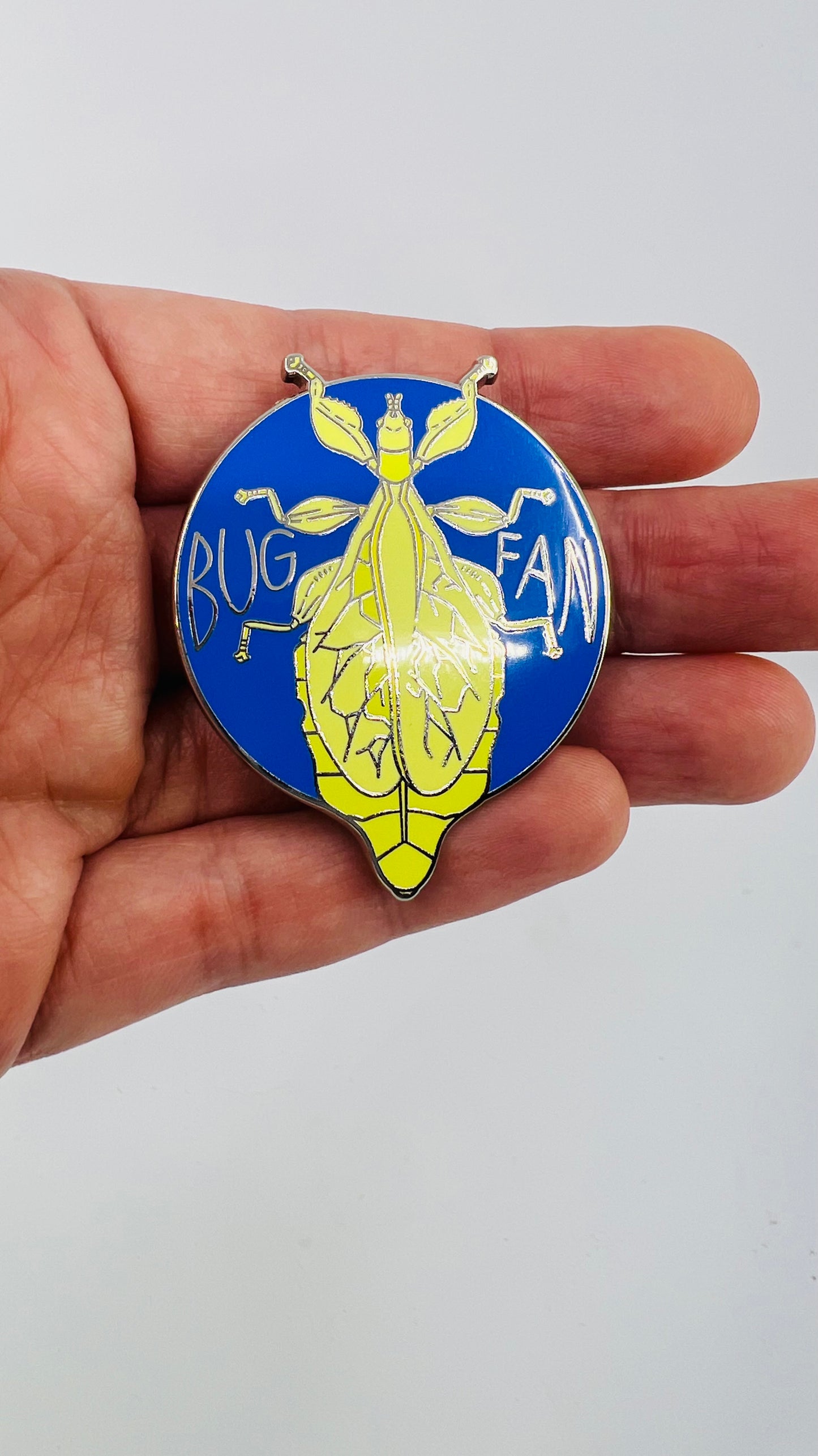 Bug fan - Monteith's Leaf insect pin