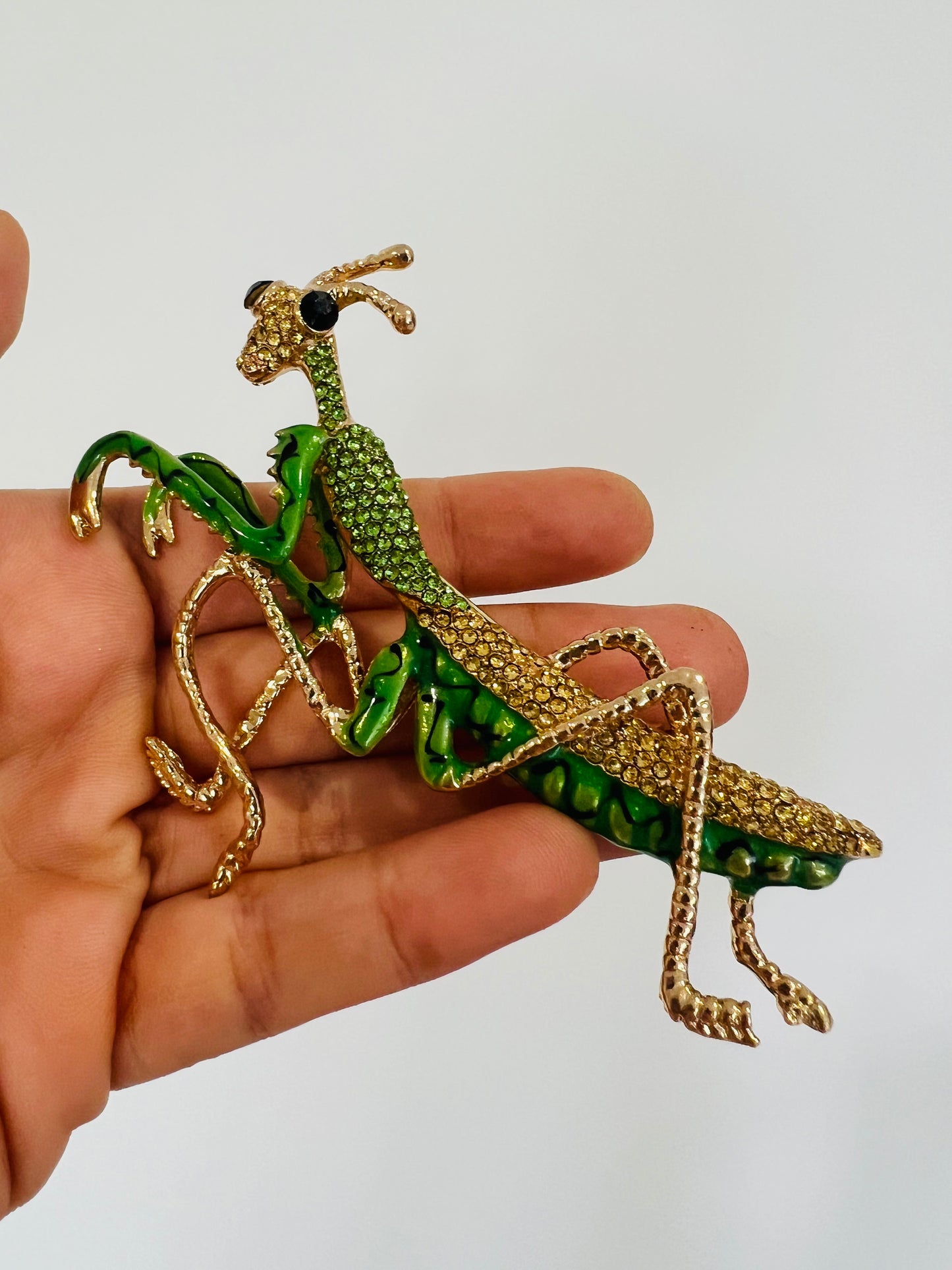 Fashion Praying Mantis Brooch