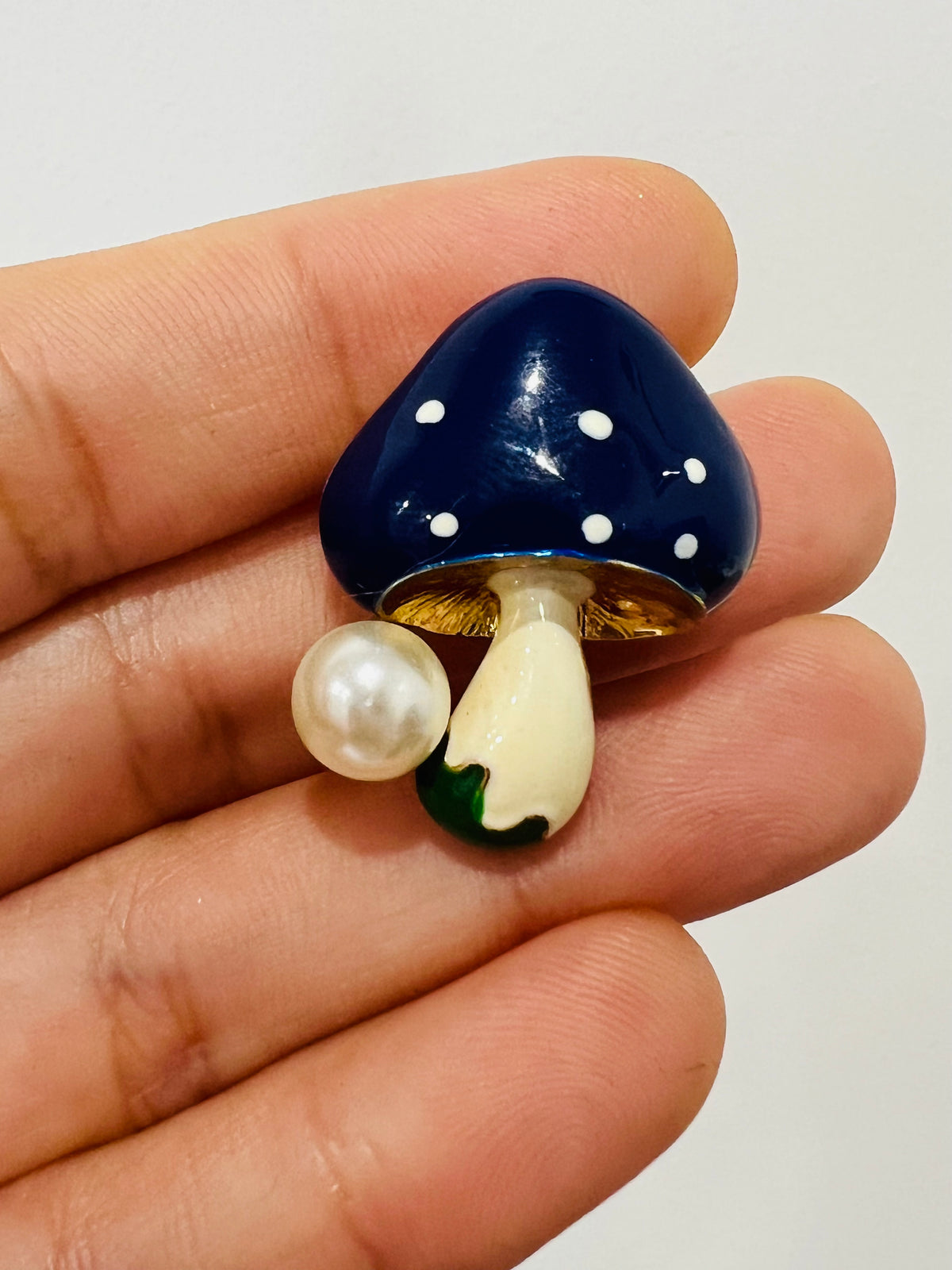 Mushroom Brooch Small