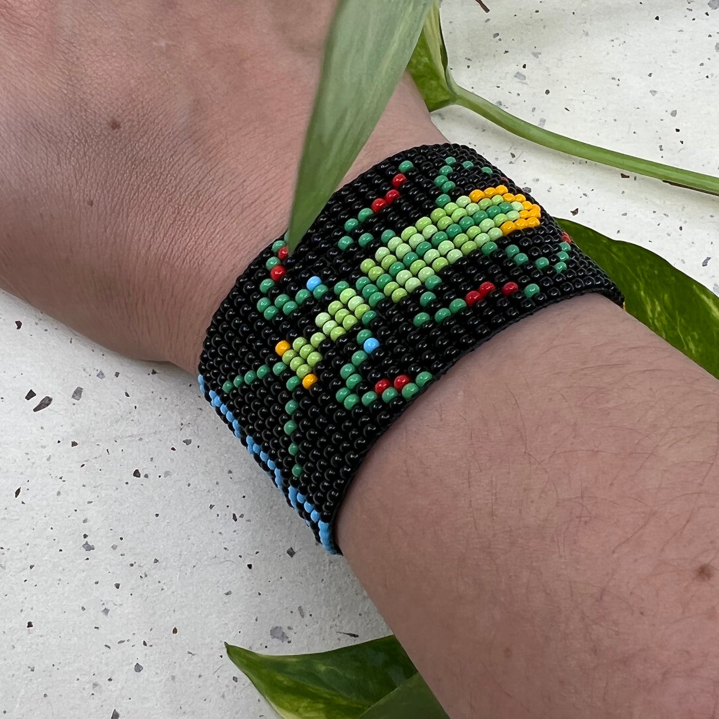 Garden Mantis Beaded Bracelet