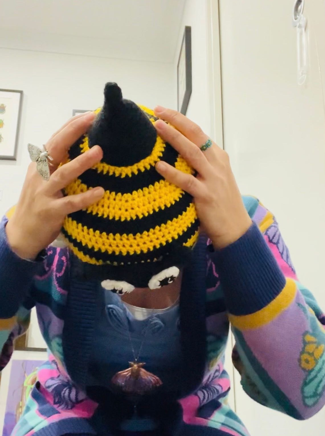 Western honey bee beanie