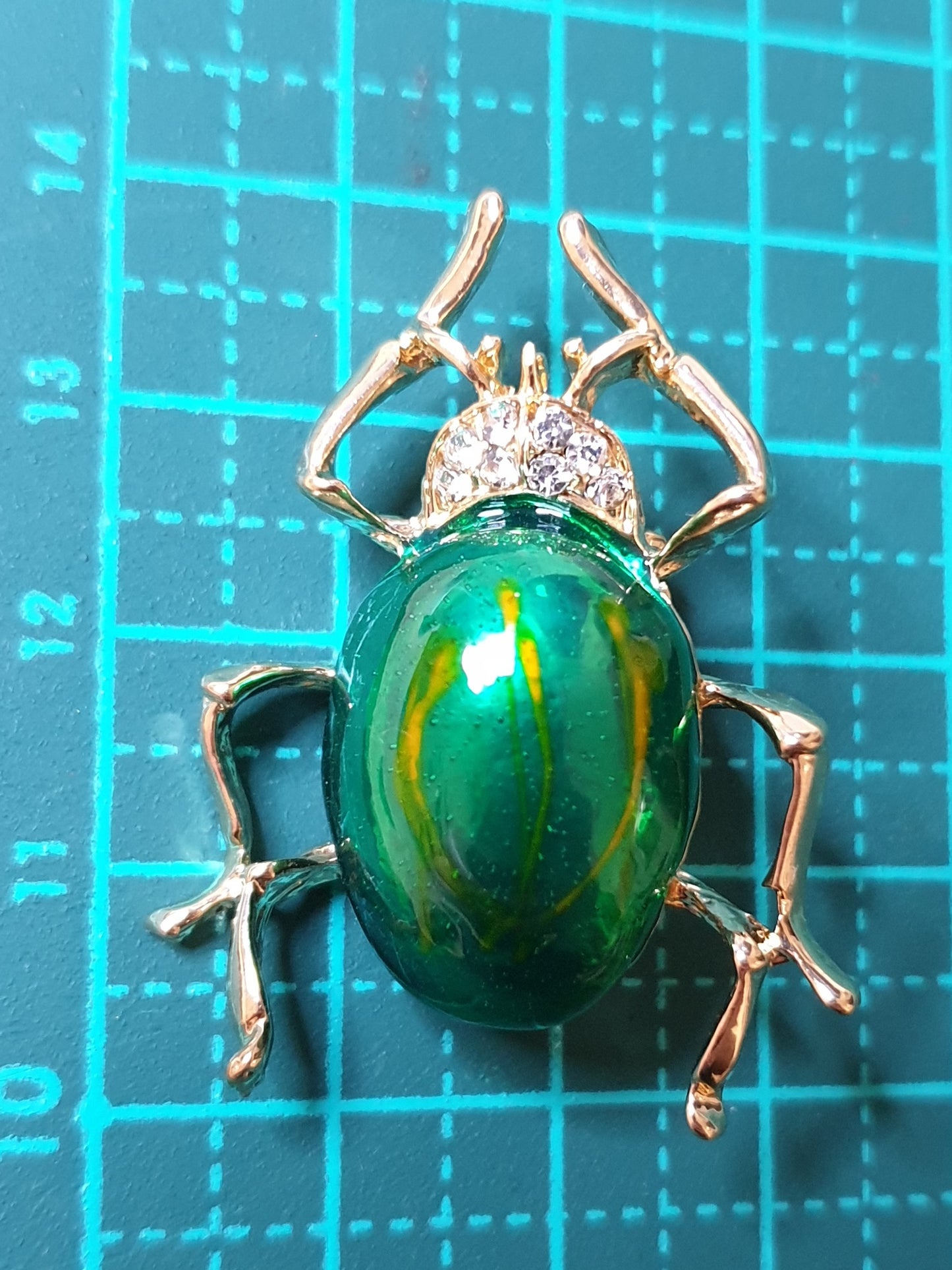 Tingidae Beetle Brooch - Green