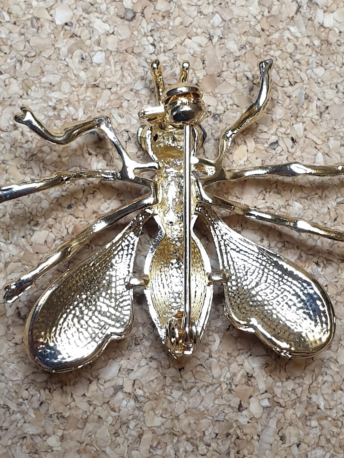 Hornet Wasp Brooch - Red Wings