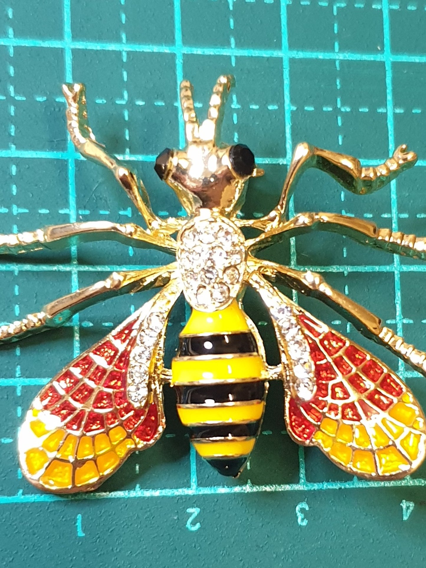 Hornet Wasp Brooch - Red Wings