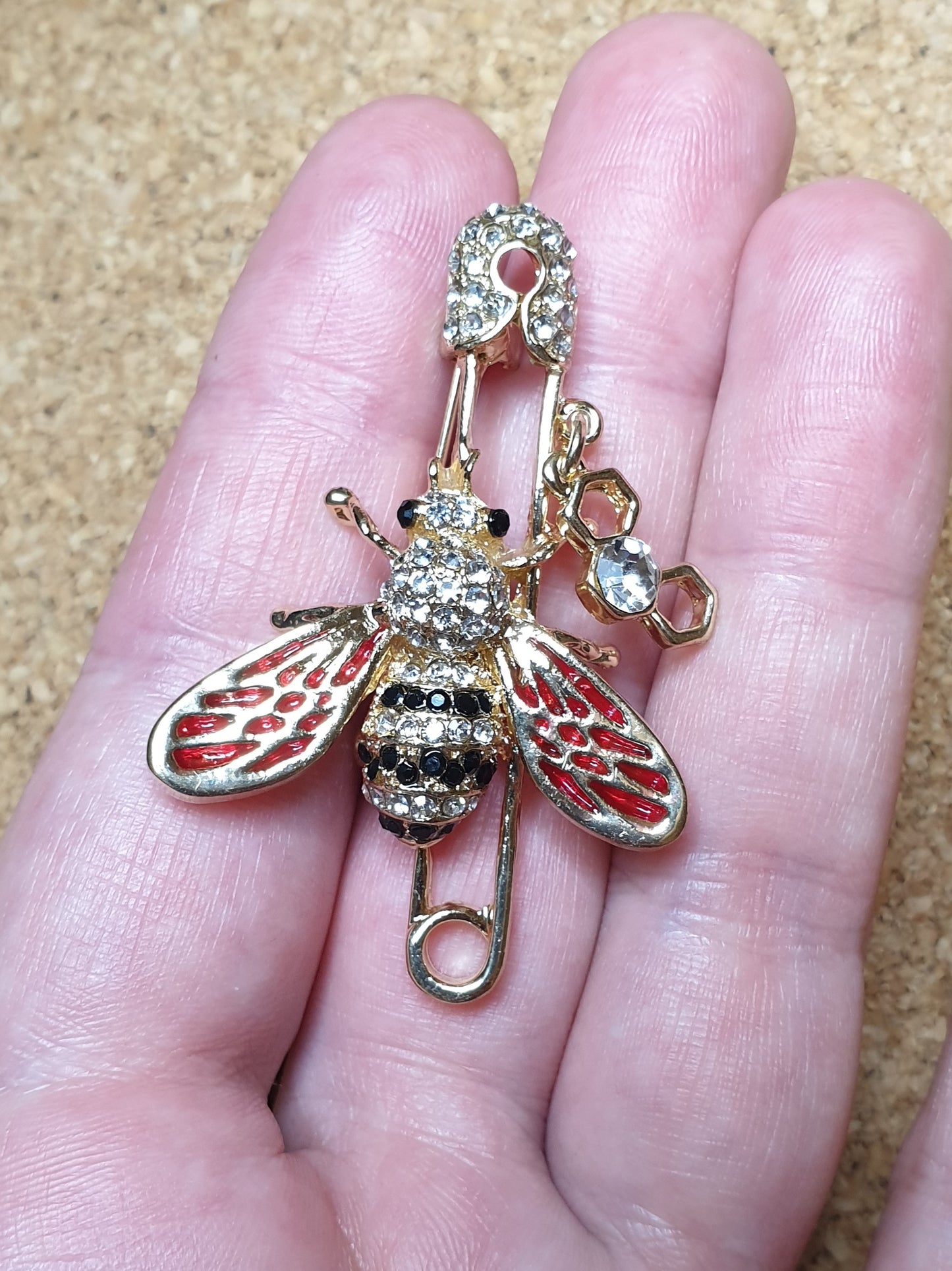 Bee on Pin Brooch - Red