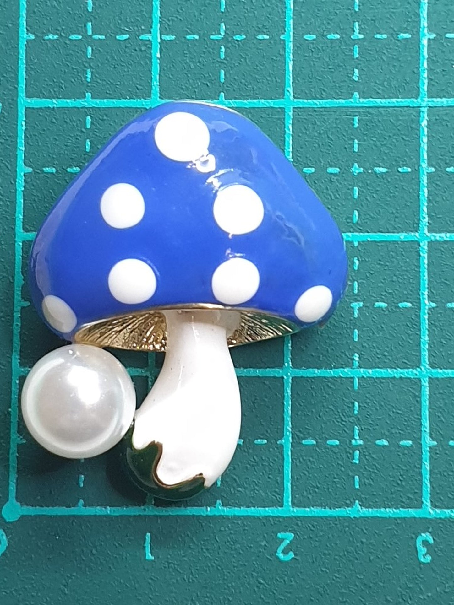 Mushroom Brooch Small