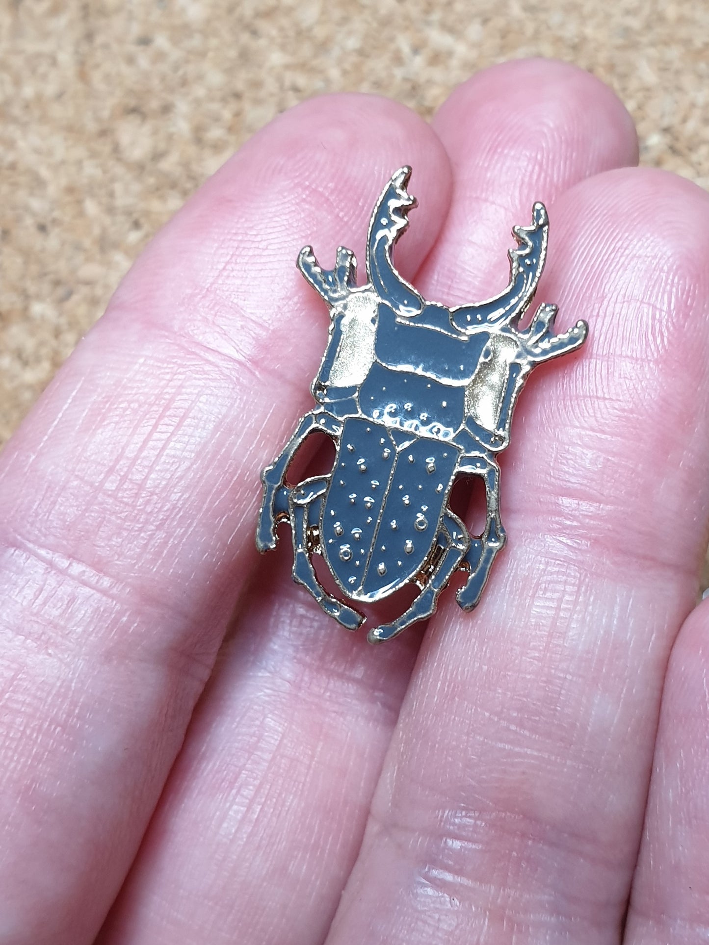 Stag Beetle pin - Gold