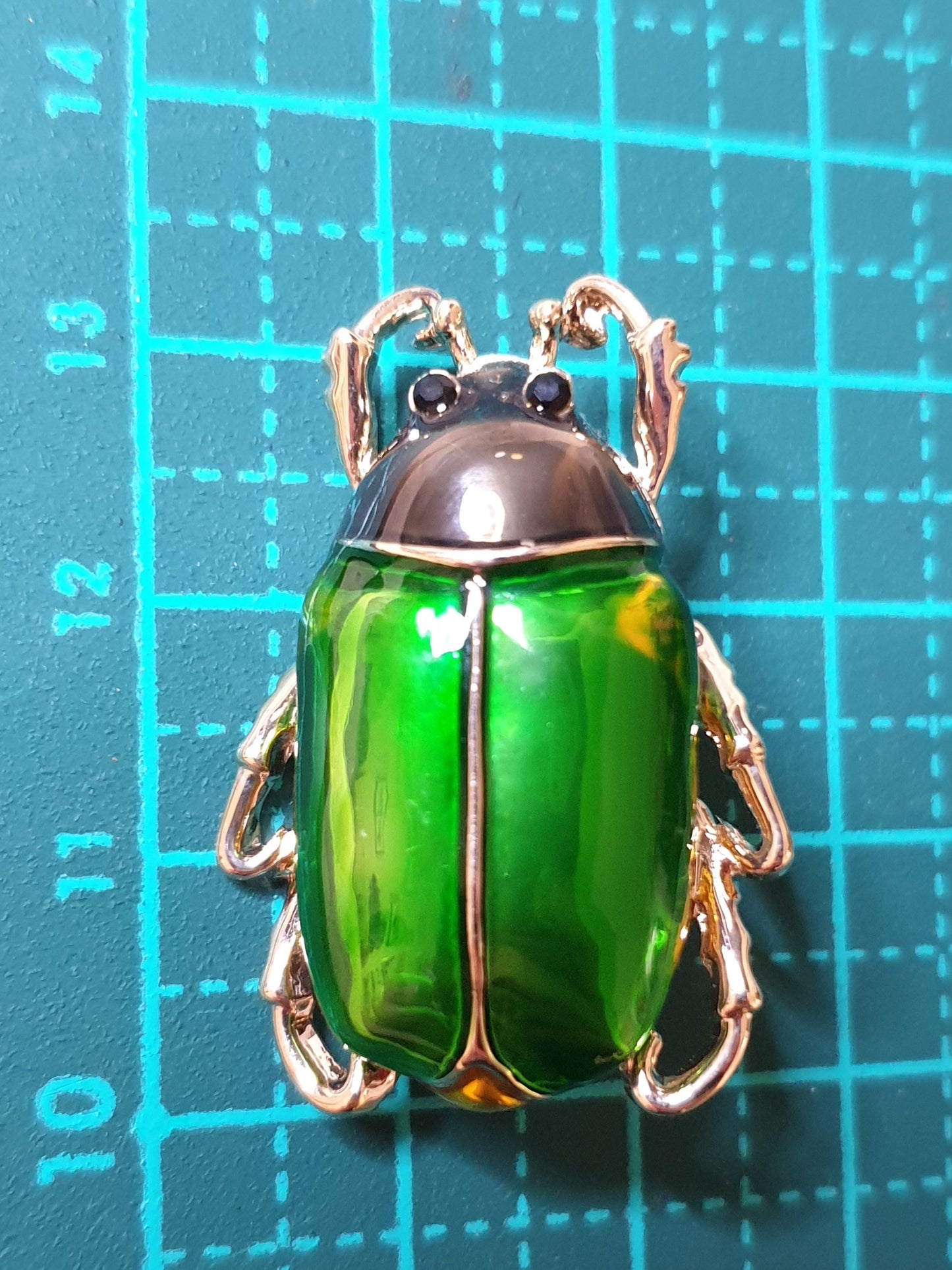 June Beetle Fashion Brooch - Green