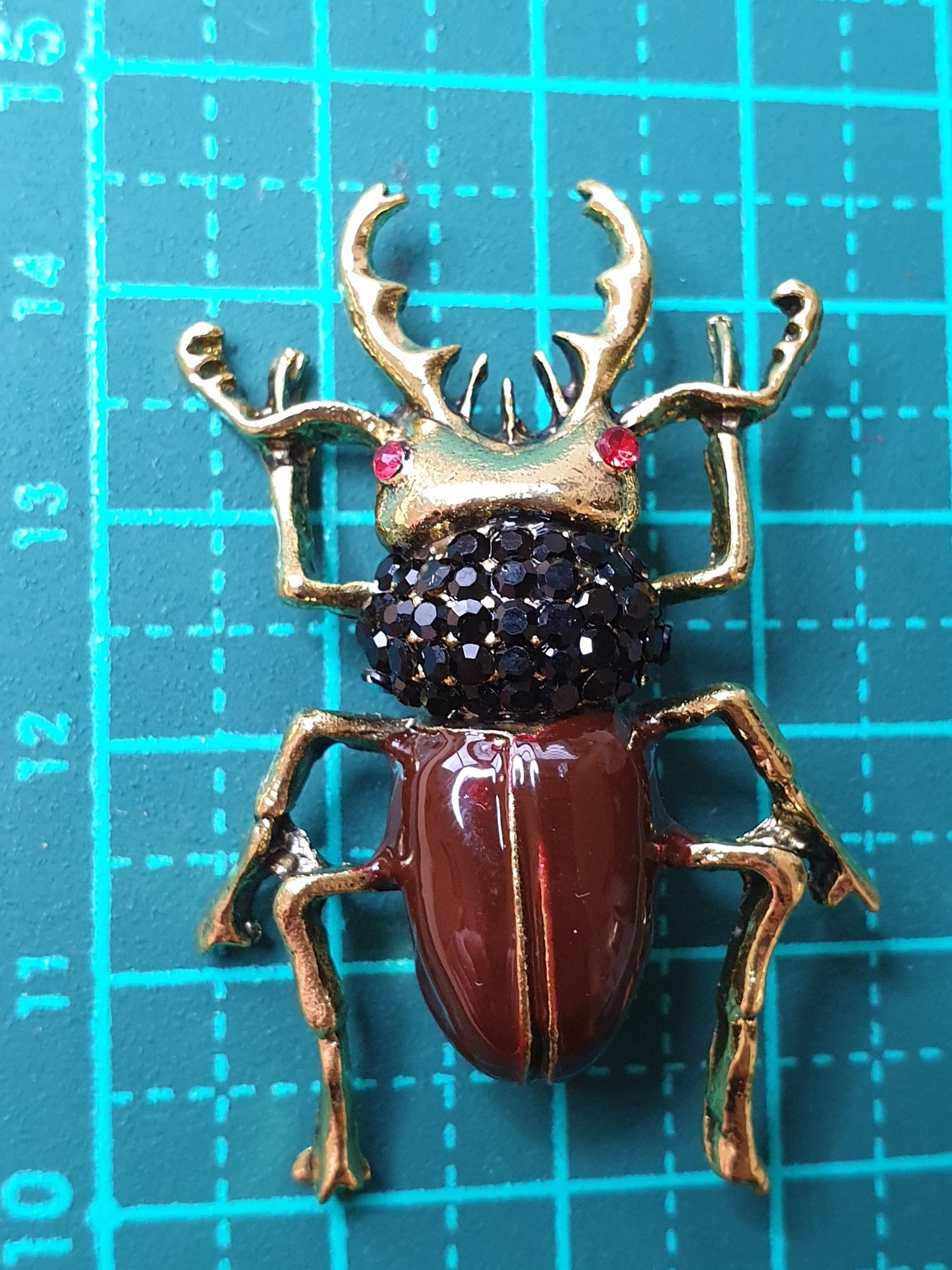 Stag Beetle Brooch - Brown