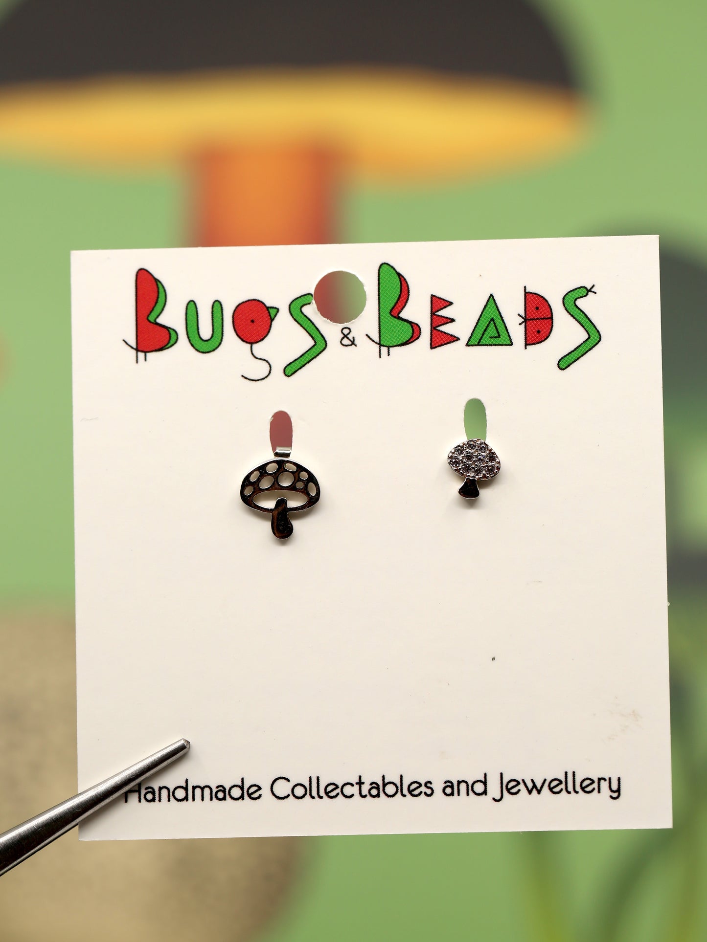 Tiny assimetrical mushroom studs