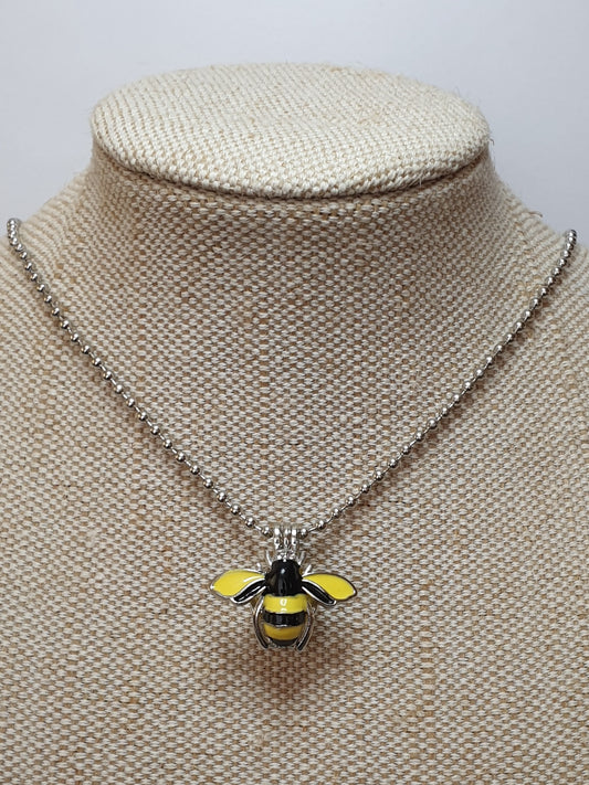 Bee Aroma Diffuser Necklace - Yellow & Black Wings