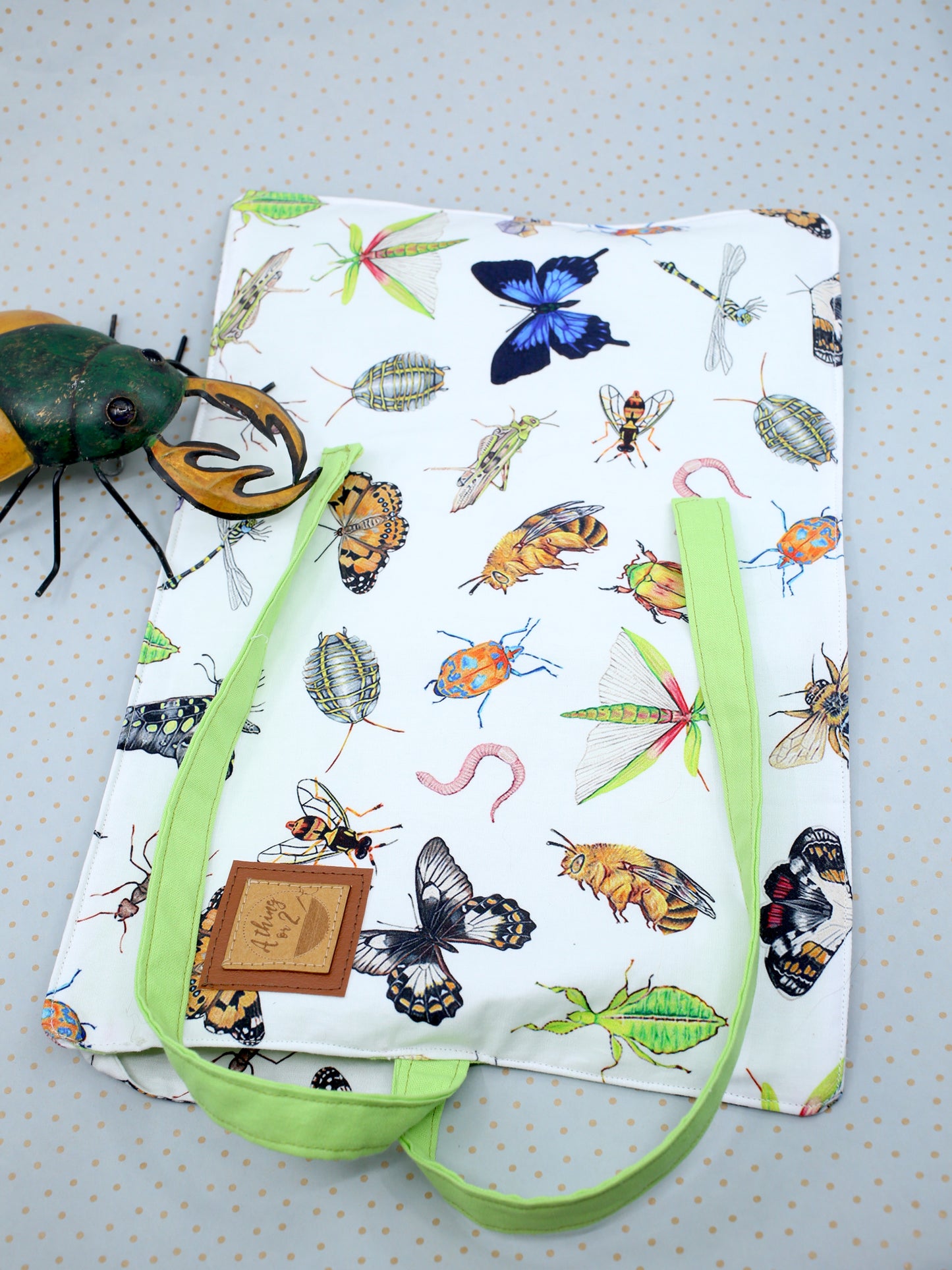 The indispensable entomological tool roll up - Native Australian Insects