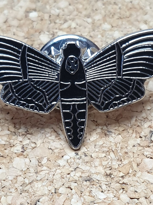 Moth pin- Black